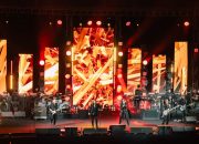 Dewa 19 Menghibur Ribuan Penonton pada Konser Spektakuler di Surabaya