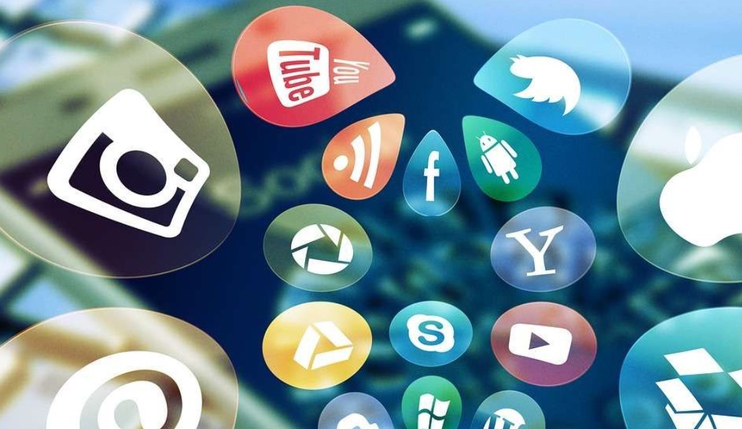 Produk-dan-Alat-Pendukung-Konten-Instagram
